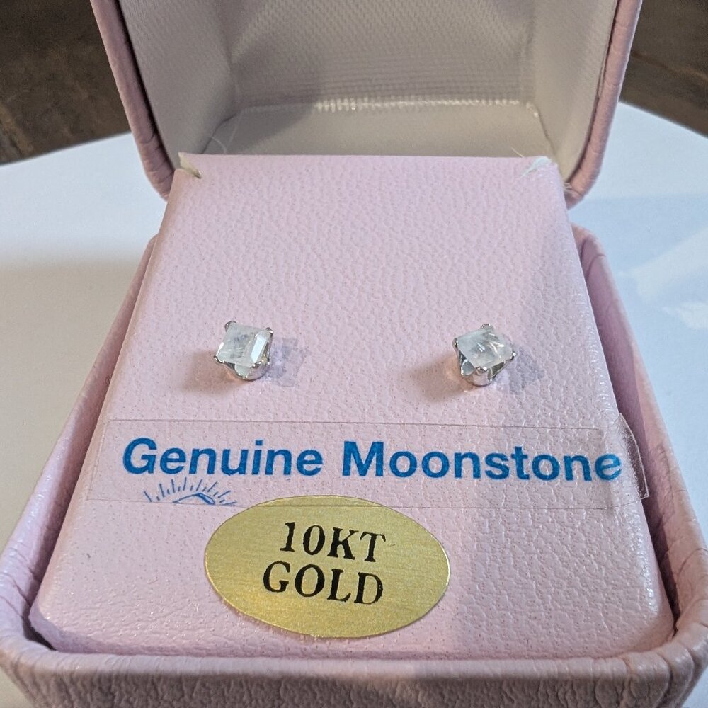 Brand New 10K White Gold Moonstone Earrings For Sale